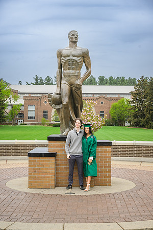25MSUSpring-0504-Alumni-022