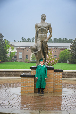 25MSUSpring-0504-Alumni-215
