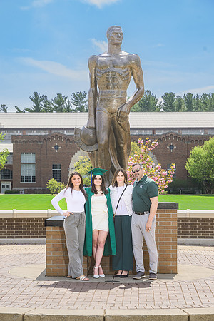 25MSUSpring-0502-Alumni-335
