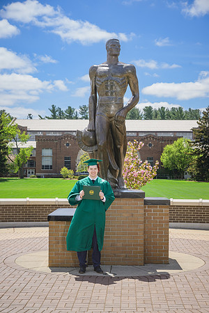 25MSUSpring-0503-Alumni-225