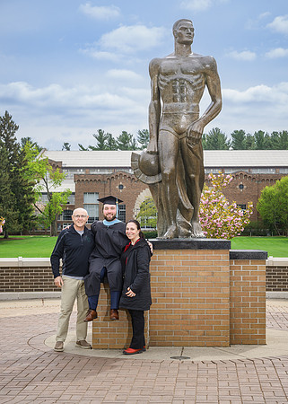 25MSUSpring-0503-Alumni-453-5x7
