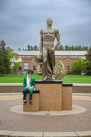 25MSUSpring-0504-Alumni-007