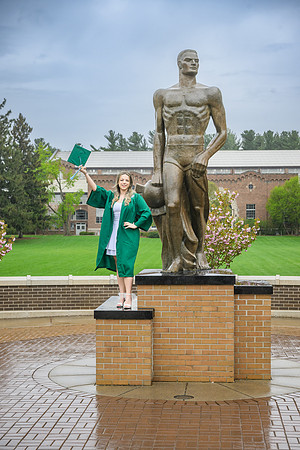25MSUSpring-0504-Alumni-075