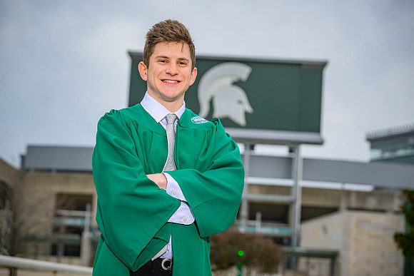 22MSUSpring-0505-ZackDrew-018
