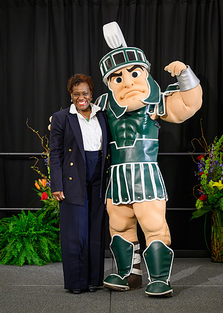24MSU-ServiceAwards-Sparty-037-5x7