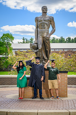 21MSUSpring-0508-028