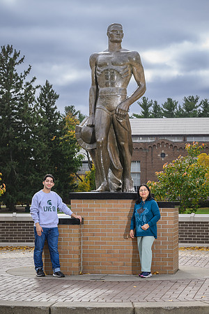 24MSU-SLE-Family-066