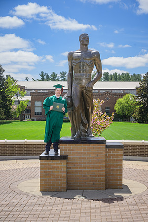 25MSUSpring-0503-Alumni-226