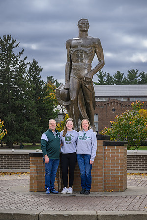 24MSU-SLE-Family-064