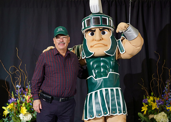 25MSU-ServiceAwards-Sparty-041-edit-5x7