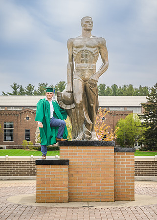 24MSUSpring-0426-Alumni-361-5x7
