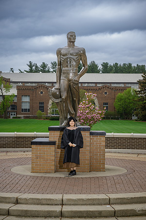 25MSUSpring-0502-Alumni-128